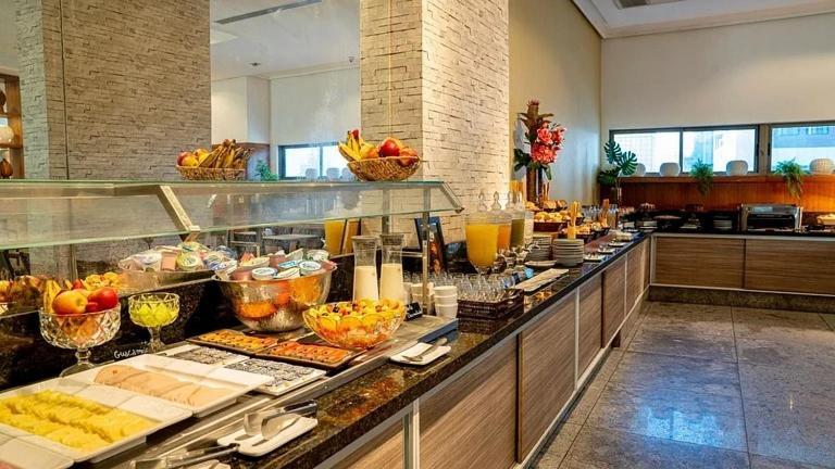 Hy & Hotels-boa Viagem Hotel